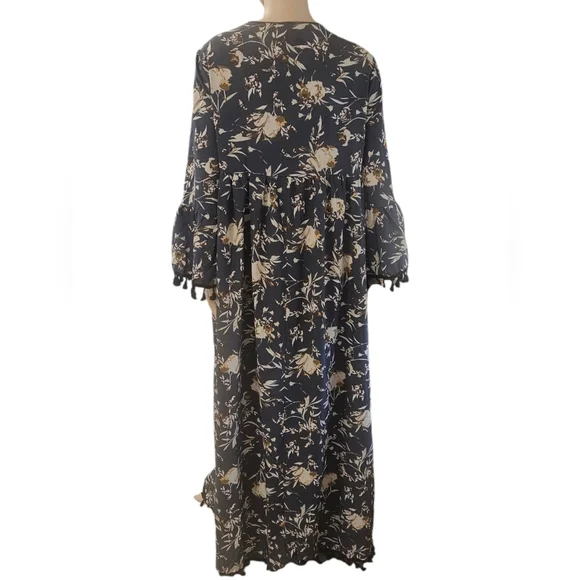 PomPom Robe - Picture 3 of 4